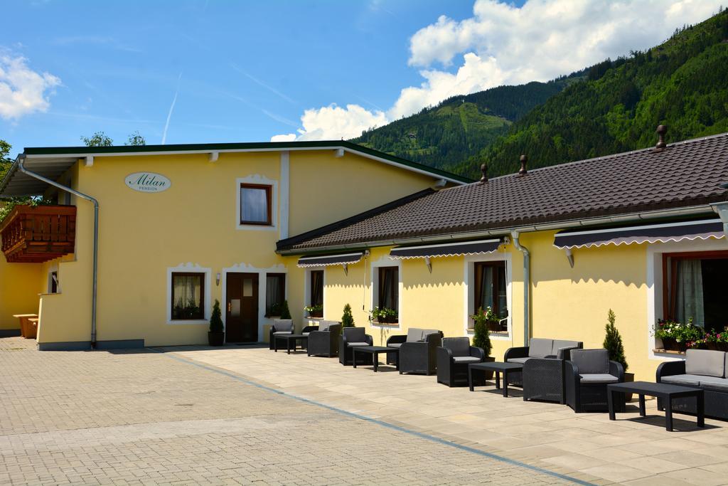 Hotel Pension Milan Zell am See Exterior foto